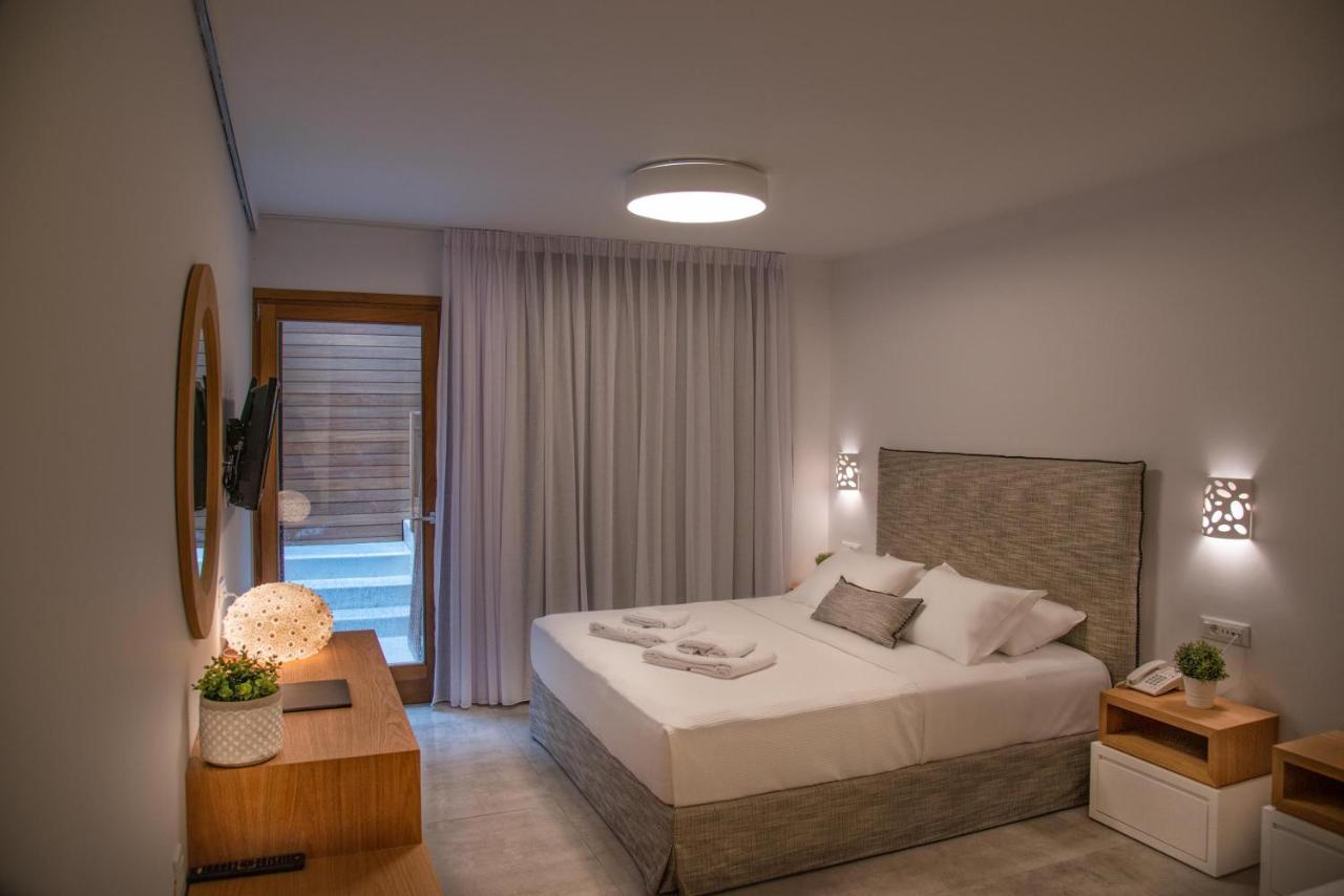 Natura Luxury Boutique Hotel Skopelos Loutraki  Eksteriør billede