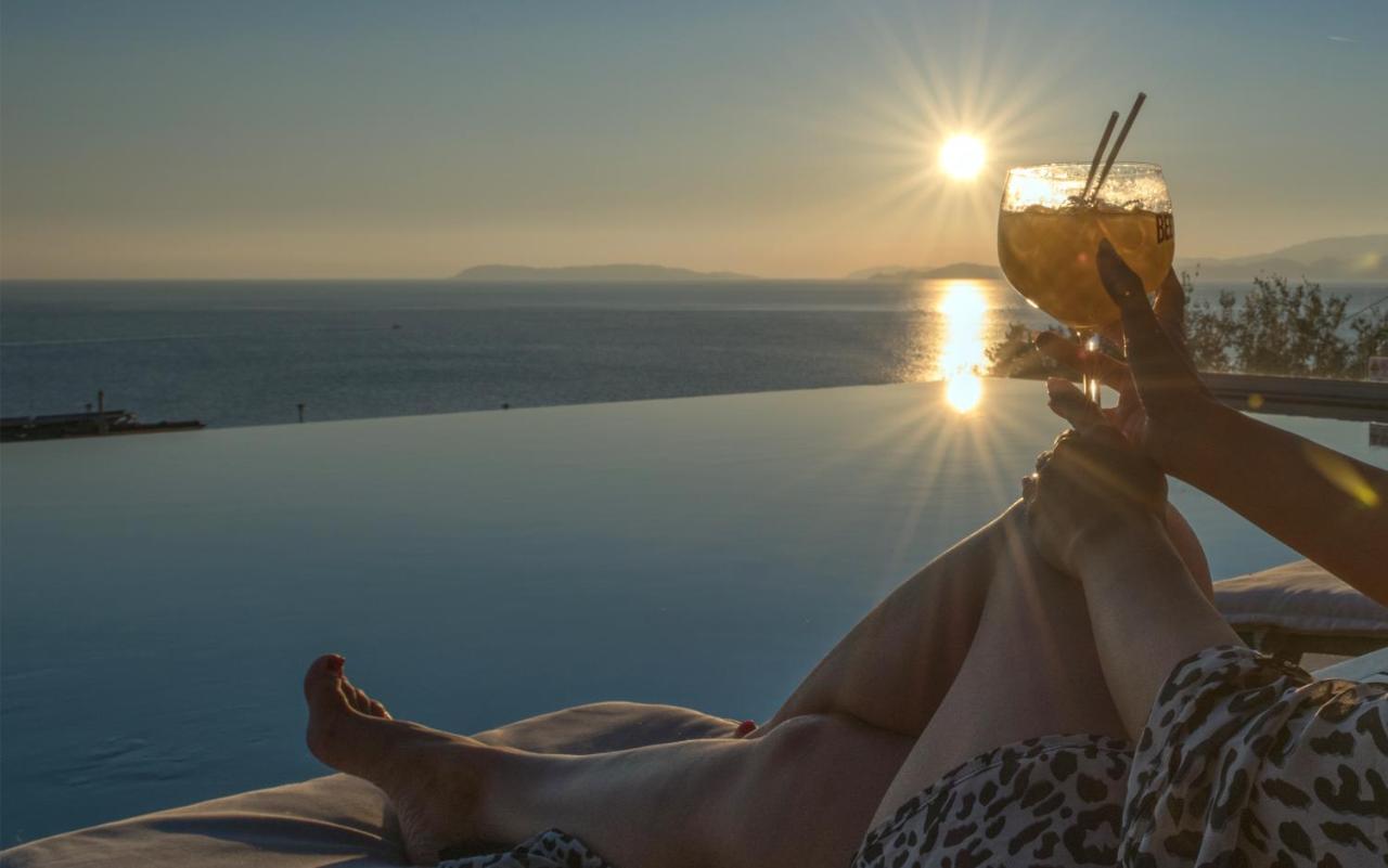 Natura Luxury Boutique Hotel Skopelos Loutraki  Eksteriør billede